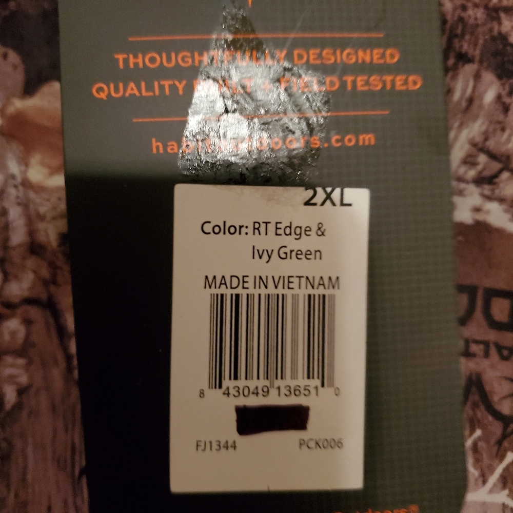 Realtree 1/4 zip pullover - Picture 4 of 4